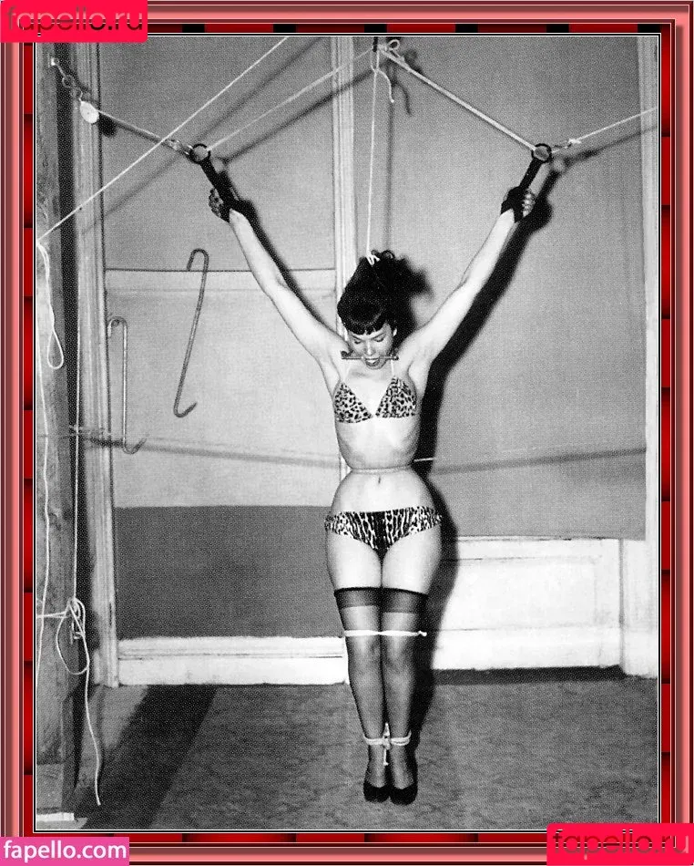 Bettie Page / bettie.page.xo / bettiepage Onlyfans Photo Gallery 