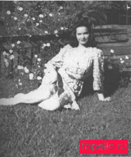 Bettie Page Nude Onlyfans Photo 14