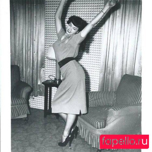 Bettie Page Nude Onlyfans Photo 11
