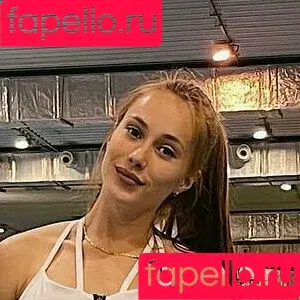 Polina Knoroz / knoroz__ / thethikukranian Onlyfans Photo Gallery 