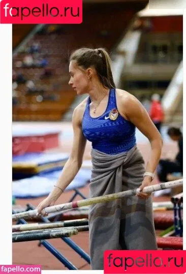 Polina Knoroz / knoroz__ / thethikukranian Onlyfans Photo Gallery 