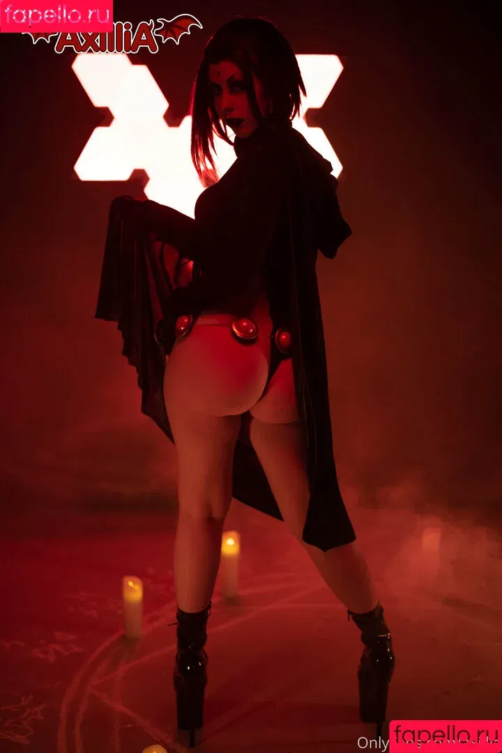 axillia / axilliacosplay Onlyfans Photo Gallery 