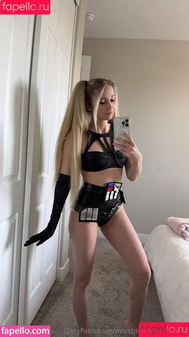 m.i.s.s.bunny / missblondebunnyvip Onlyfans Photo Gallery 