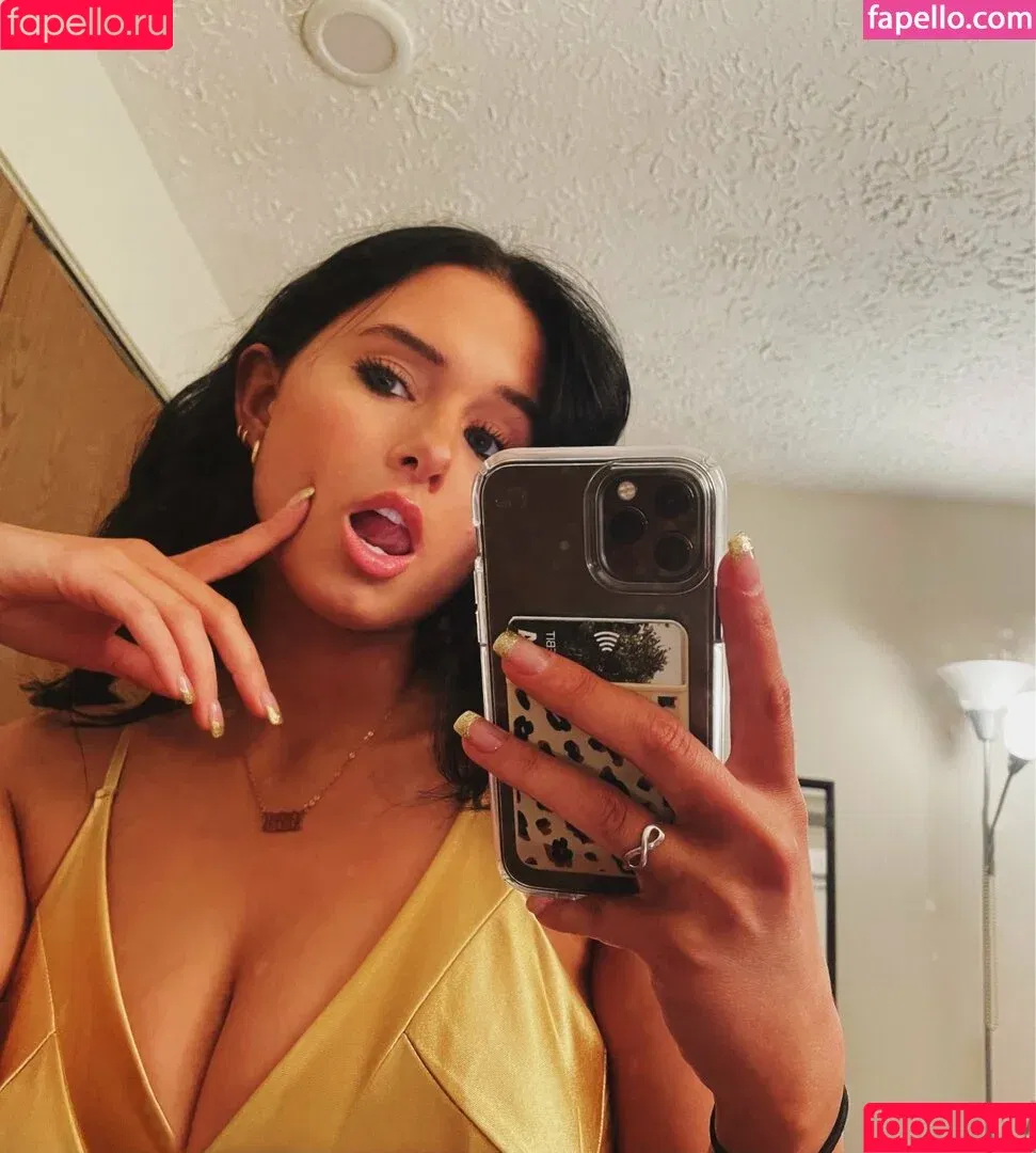 NerdballerTV / mashedpotatkat Onlyfans Photo Gallery 