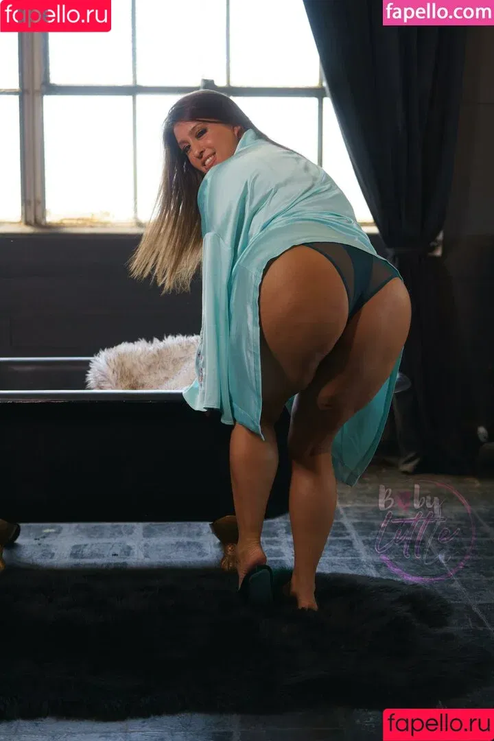 babylittlelo / bblittlelo / loliedanse Onlyfans Photo Gallery 