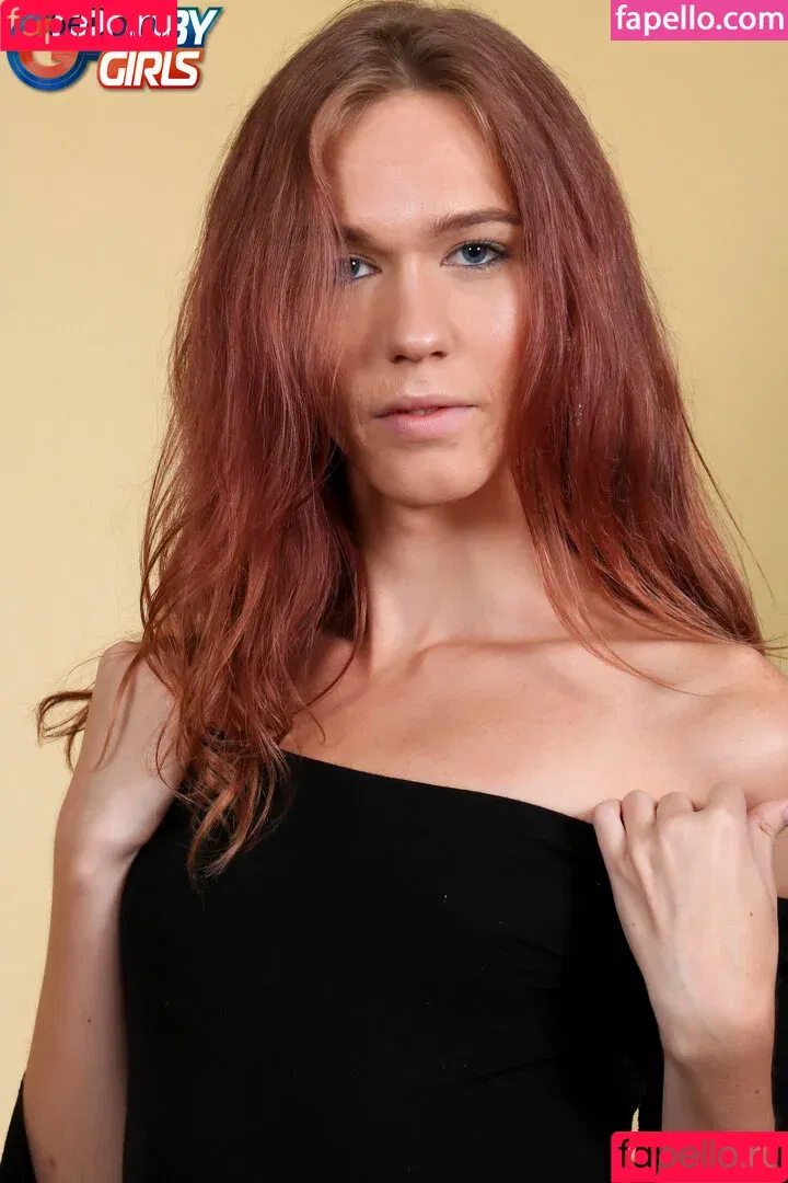 Crystal Thayer / crysthayer / tscrystalxxx Onlyfans Photo Gallery 