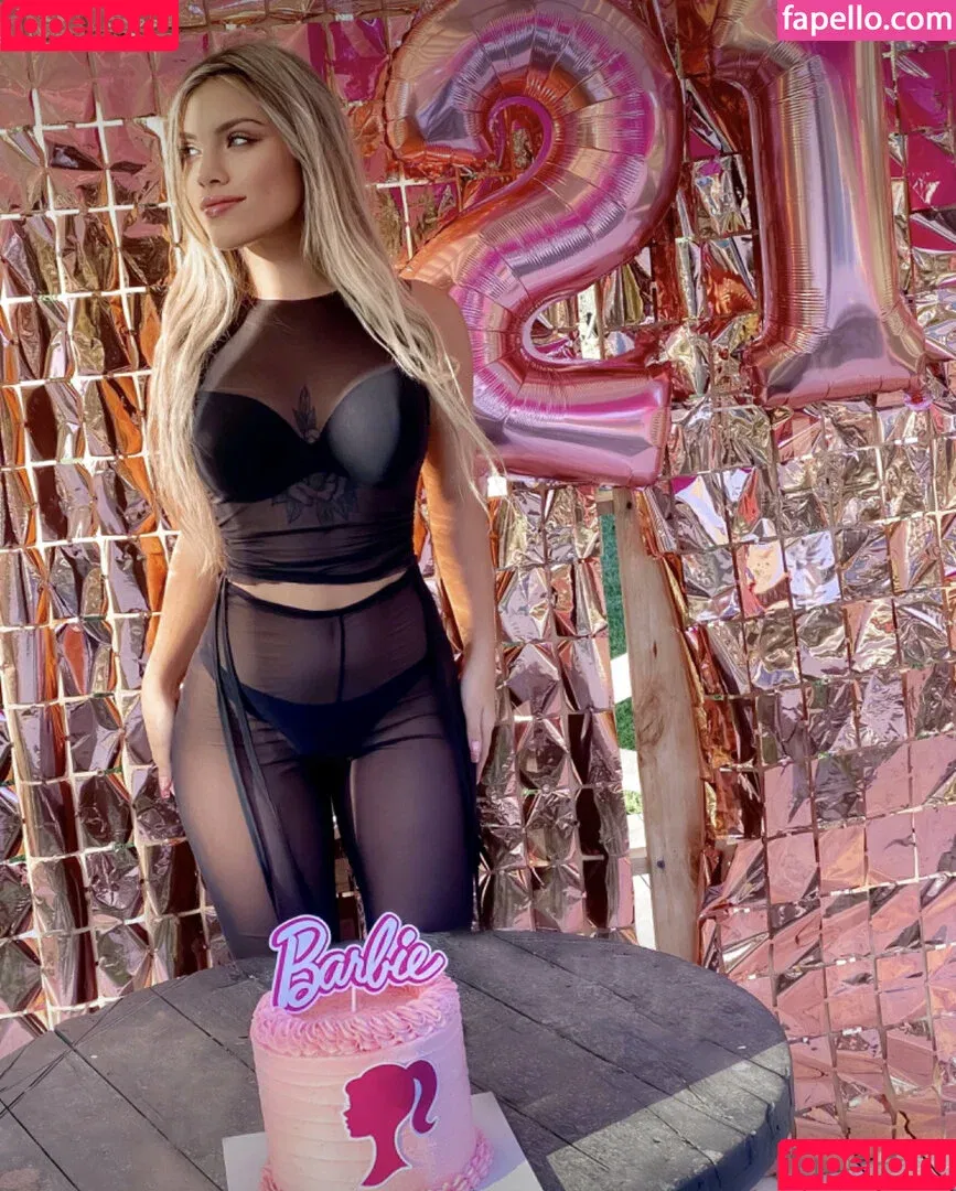 abrurey / alison.gray Onlyfans Photo Gallery 