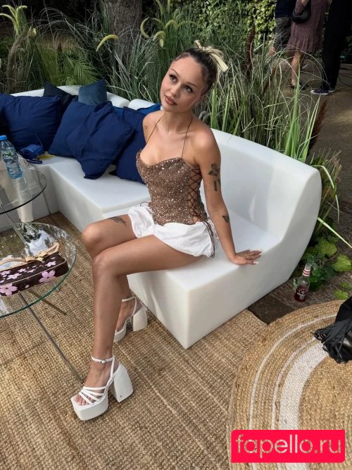 Lila Janowska Nude Onlyfans Photo 18