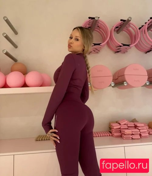 Lila Janowska Nude Onlyfans Photo 10