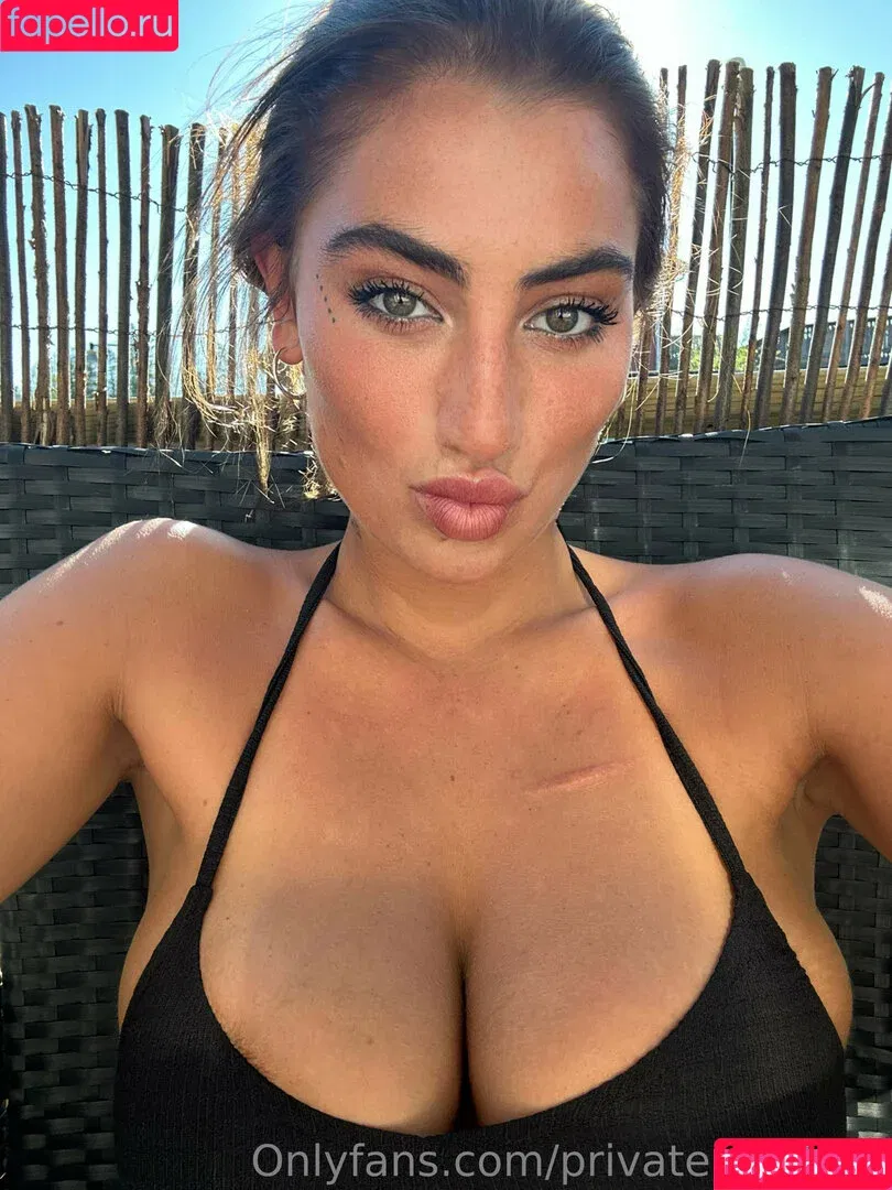 Daniella Papadopoulos / chiarapapadopoulos / daniellapapadopouloos Onlyfans Photo Gallery 