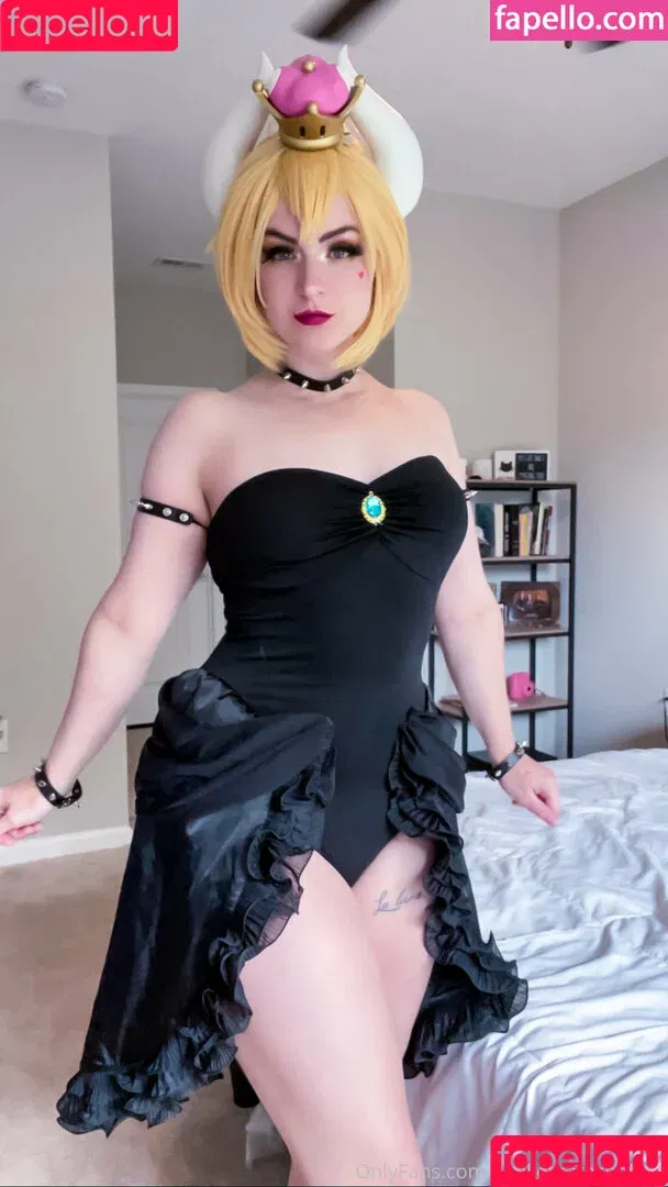 _spthrs / shakethatashefree Onlyfans Photo Gallery 