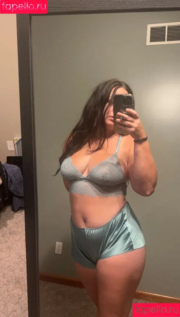 Megan Gaither / another Missouri teacher / https: / meganelizabethgaither / megangaitherfree Onlyfans Photo Gallery 