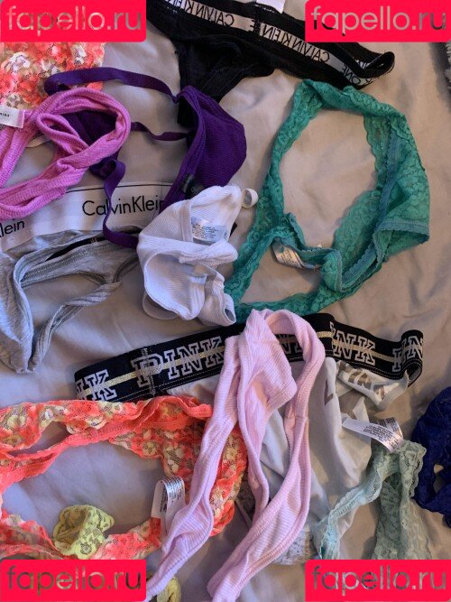 Queenneedy Onlyfans Photo Gallery 