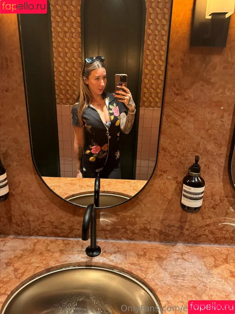 emma_sofia / emmasofija Onlyfans Photo Gallery 