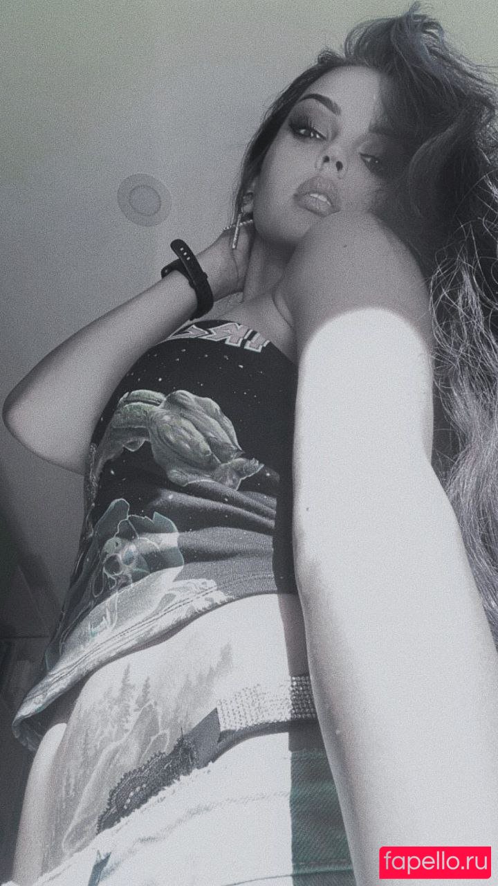 Andrasta Nude Onlyfans Photo 14