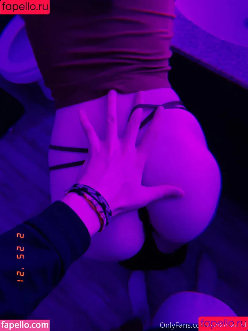 KinkyKenz4 / Perfect Body / mackensi_lynn Onlyfans Photo Gallery 