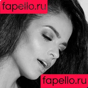 Klaudia El Dursi / klaudia_el_dursi / klauxia Onlyfans Photo Gallery 