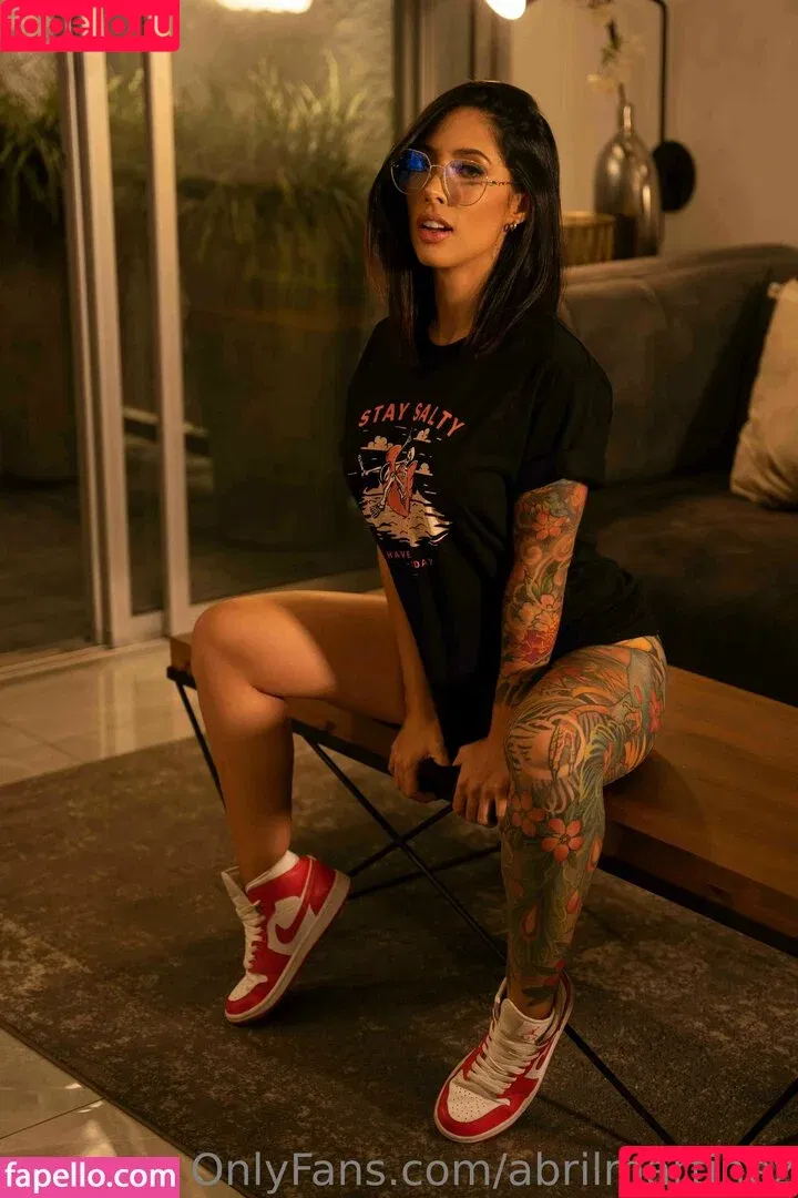 abrilmartinez / abrilmtzg Onlyfans Photo Gallery 