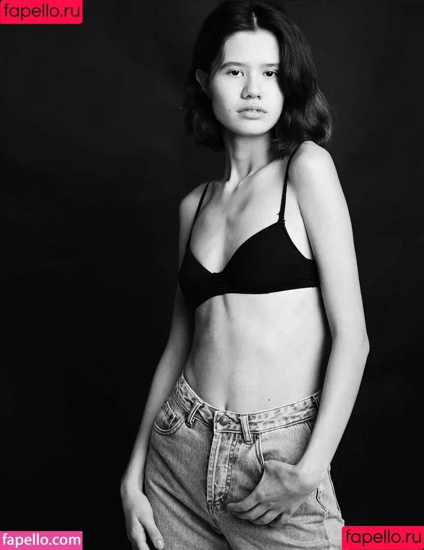 Evelin / _lana_bananaa_ / evelin3131.90 / naomimi000 Onlyfans Photo Gallery 