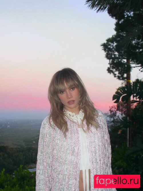 Suki Waterhouse Nude Onlyfans Photo 27