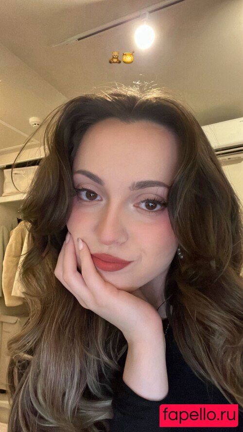 albinaofficial Nude Onlyfans Photo 8