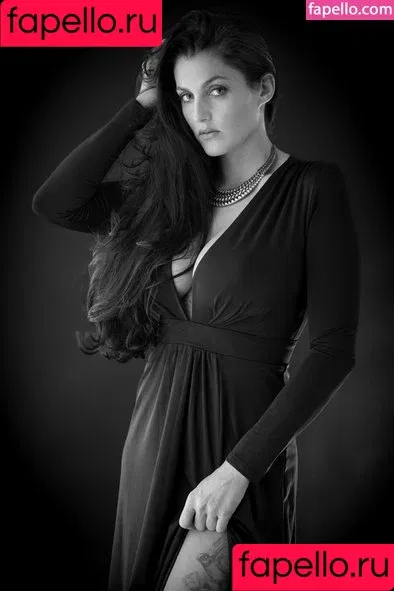 Tanja / talltanja2 / tanjamakaric_ / tanjamodel Onlyfans Photo Gallery 