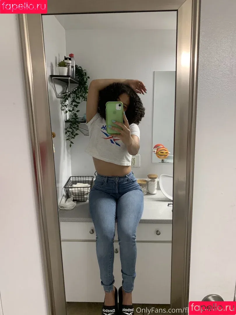 Fleximsupreme / flexximusprime Onlyfans Photo Gallery 