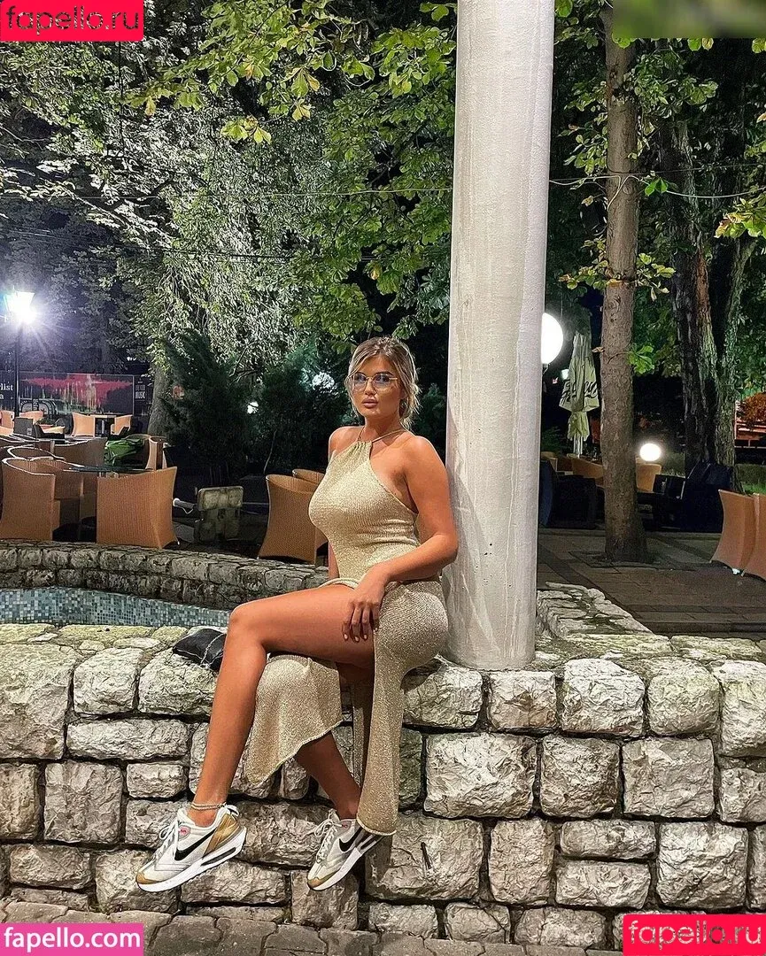 Ajla Dautovic / dautovicajla_ Onlyfans Photo Gallery 