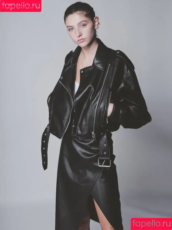 Aurora Mariani / auroraamarianii Onlyfans Photo Gallery 