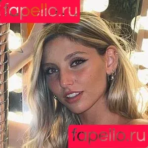 Aurora Mariani / auroraamarianii Onlyfans Photo Gallery 