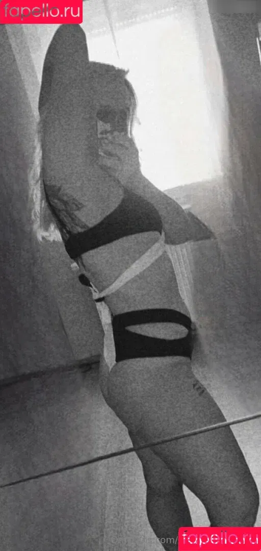 jassi20.03 / narcobarbie1312 Onlyfans Photo Gallery 