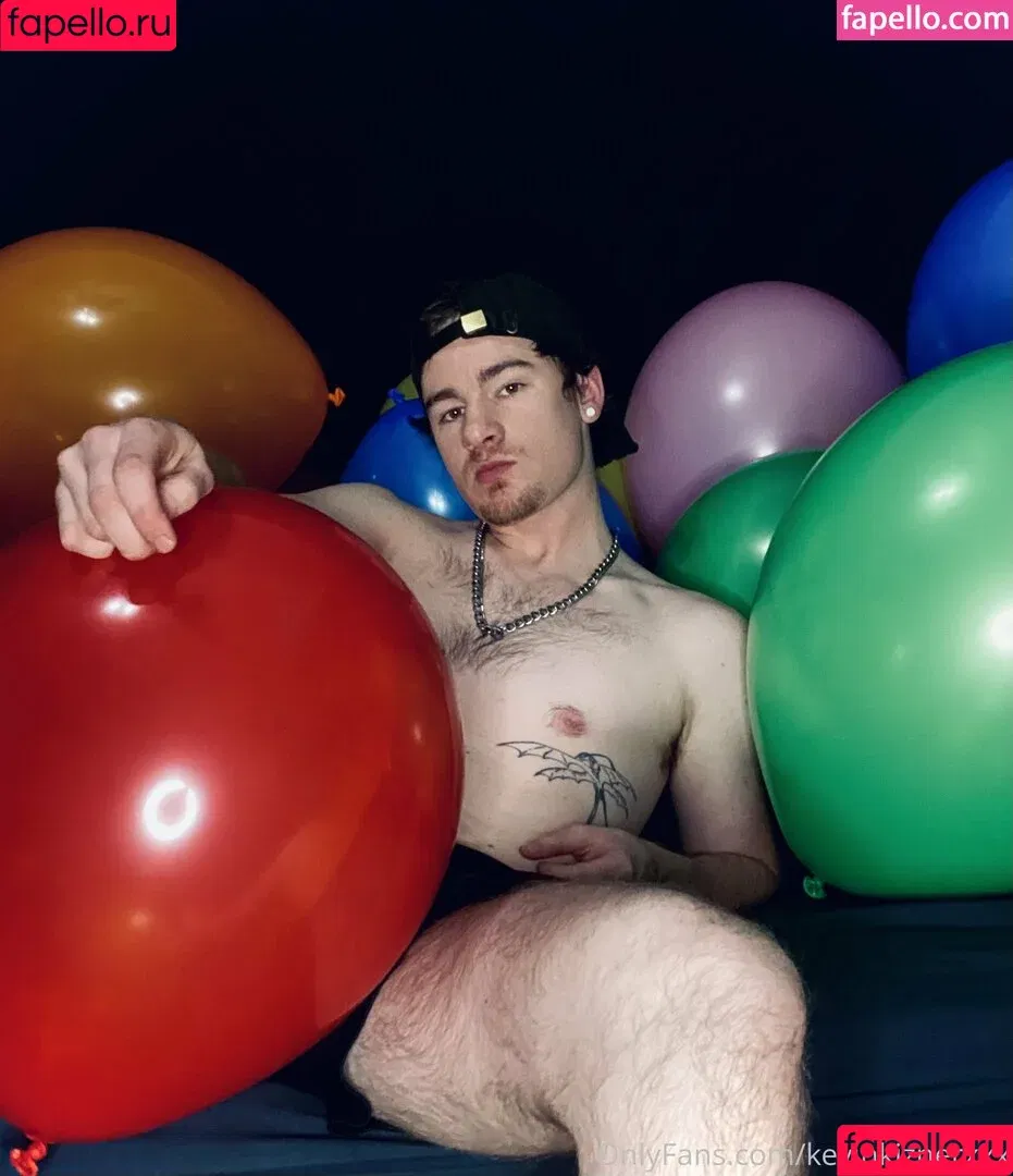 kevinkizner / kevinkiznerxxx Onlyfans Photo Gallery 