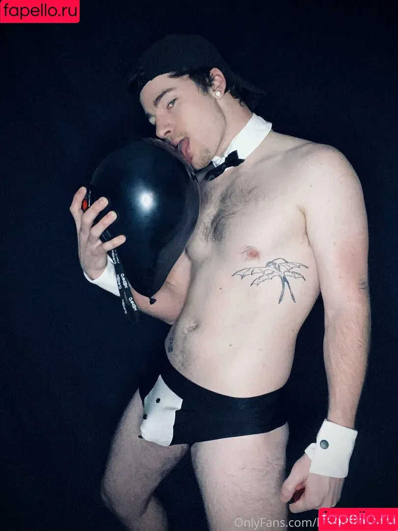 kevinkizner / kevinkiznerxxx Onlyfans Photo Gallery 