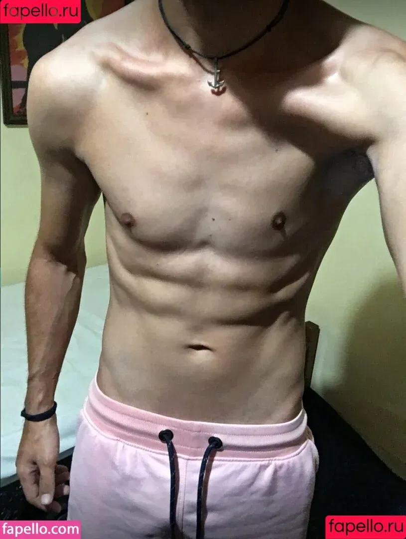 slimboygr / slimboygr_official_ Onlyfans Photo Gallery 