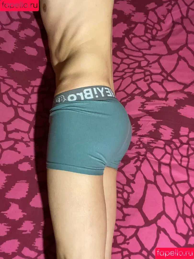 slimboygr / slimboygr_official_ Onlyfans Photo Gallery 