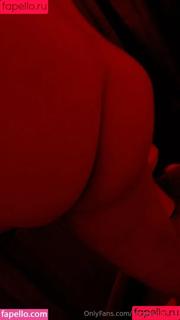 naomist.james / naomistjames Onlyfans Photo Gallery 