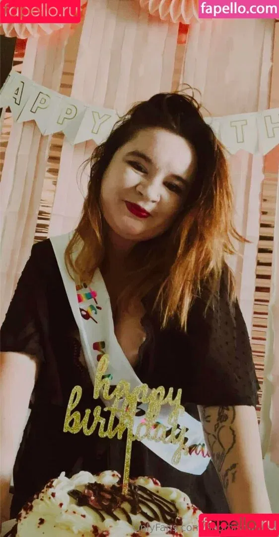 naomist.james / naomistjames Onlyfans Photo Gallery 