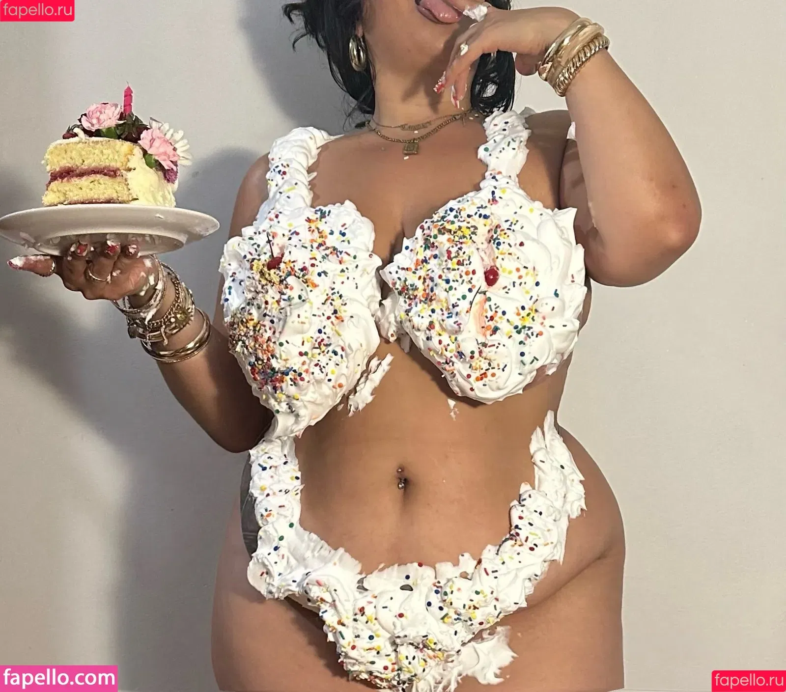 Becurvyy / Becurvyyy / Blanche Howard / blanchehoward Onlyfans Photo Gallery 