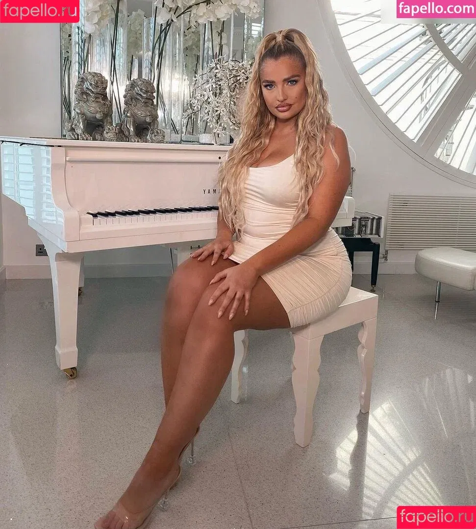 Sarina Nowak / sarinanowak Onlyfans Photo Gallery 