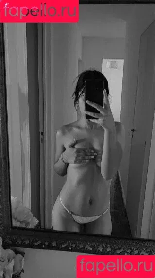 esthefaniahs / esthefanya Onlyfans Photo Gallery 