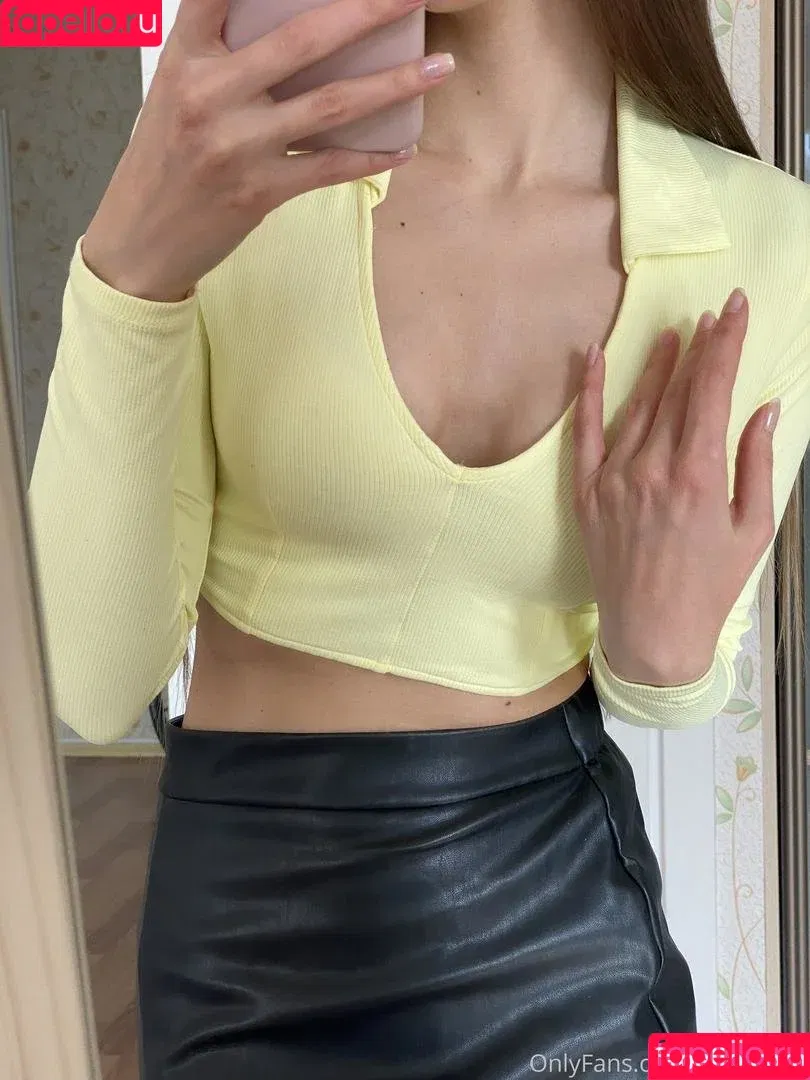 alice_teen Onlyfans Photo Gallery 