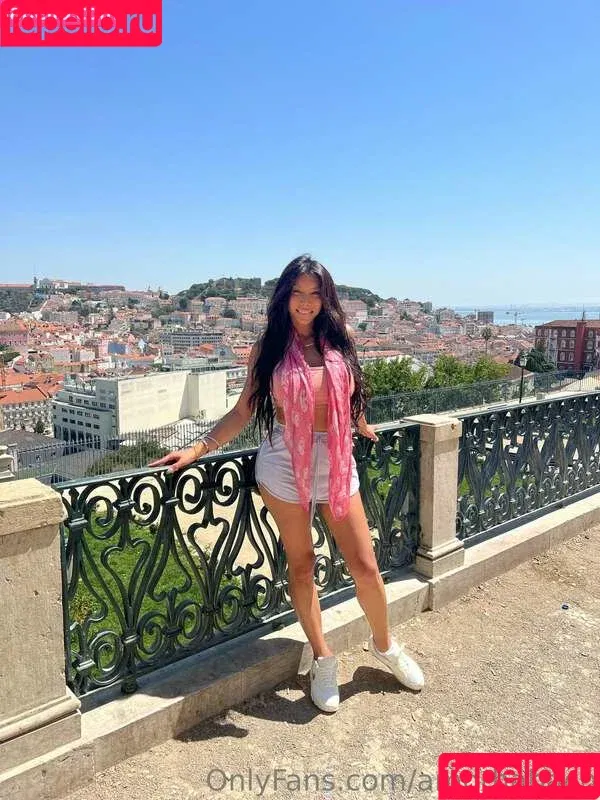 TS Amor / amorhabach / jenniferamorts Onlyfans Photo Gallery 