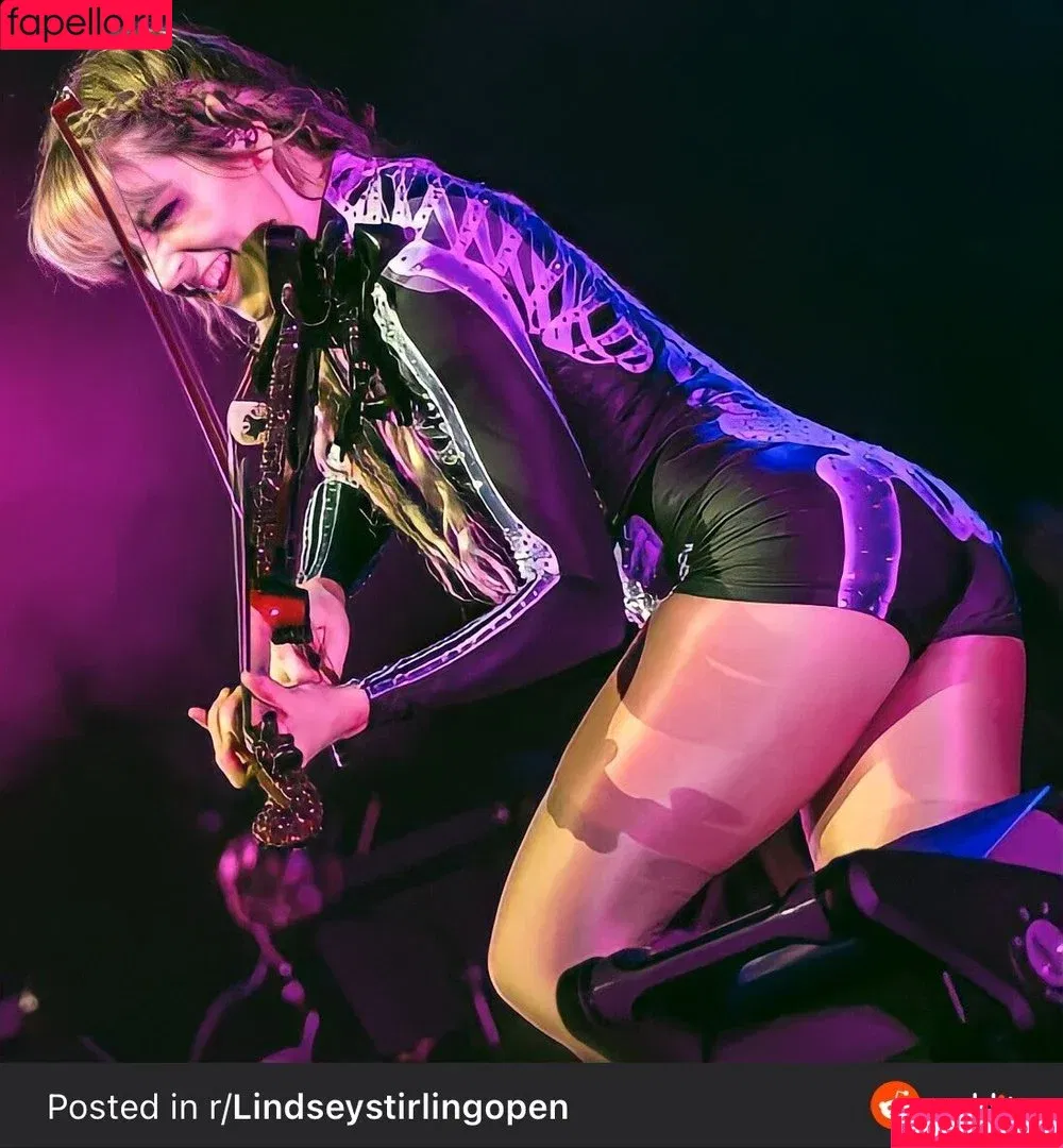 Lindsey Stirling / lindseystirling Onlyfans Photo Gallery 