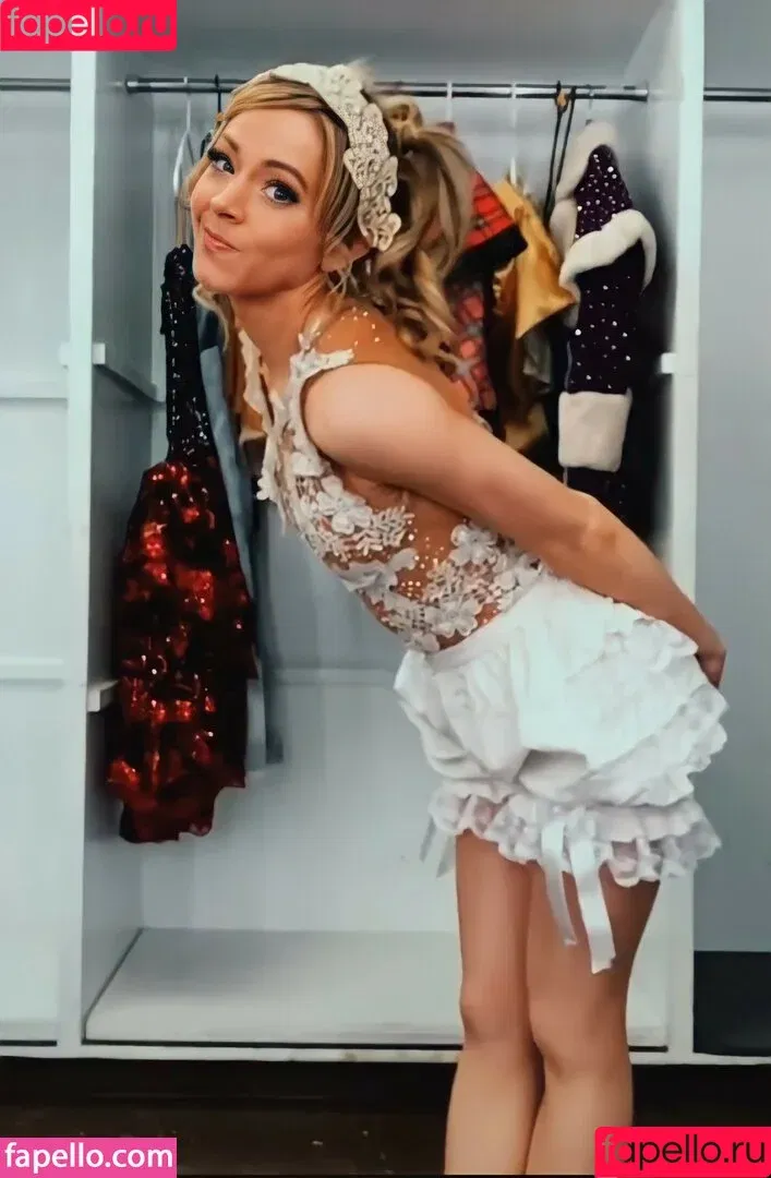 Lindsey Stirling / lindseystirling Onlyfans Photo Gallery 