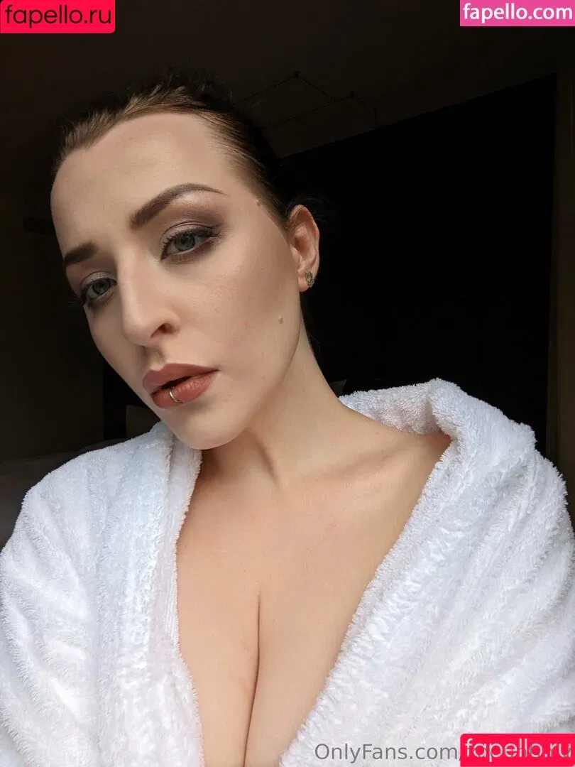 unholy.fxckzoe / zoeunholy Onlyfans Photo Gallery 
