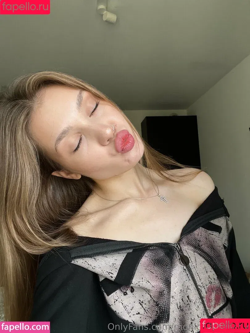 monicacutebaby Onlyfans Photo Gallery 