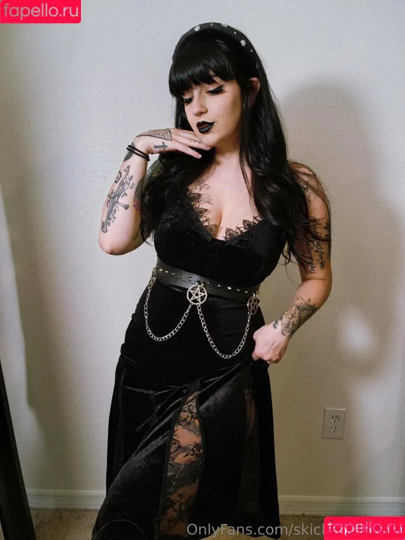 skicksgonewild Onlyfans Photo Gallery 