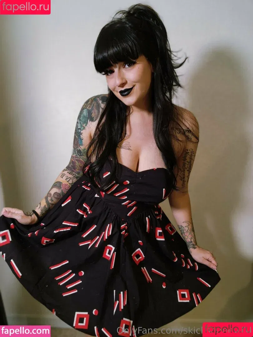 skicksgonewild Onlyfans Photo Gallery 