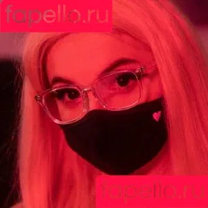 Aurelia Baker / aureliabakerx / aureliaxbaker Onlyfans Photo Gallery 