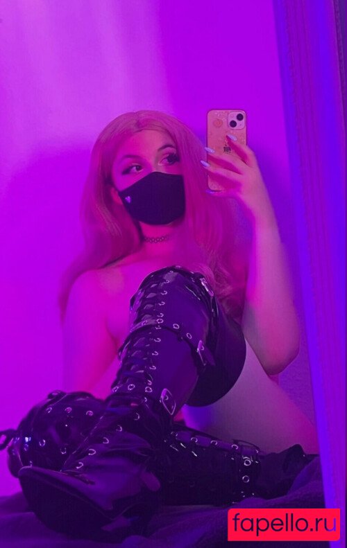 Aurelia Baker Nude Onlyfans Photo 9